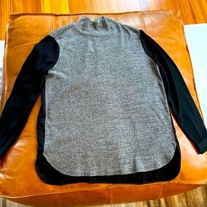 LOFT TURTLE NECK BLOUSE, SIZE LARGE, BLACK AND GREY